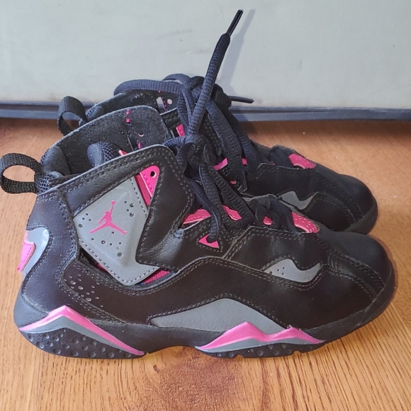jordan true flight black dark grey deadly pink